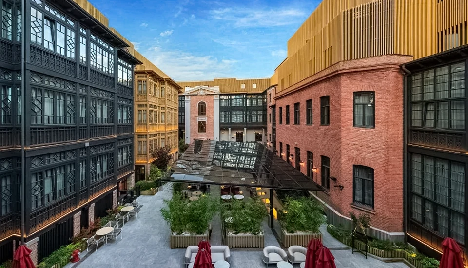 هتل رادیسون رد تفلیس